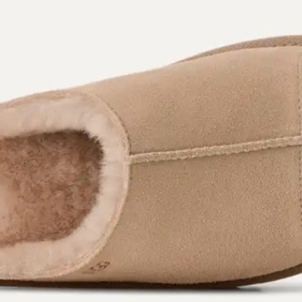 UGG Women's Slip-On Shearling Chestnut/Tan - Picture 3 of 8